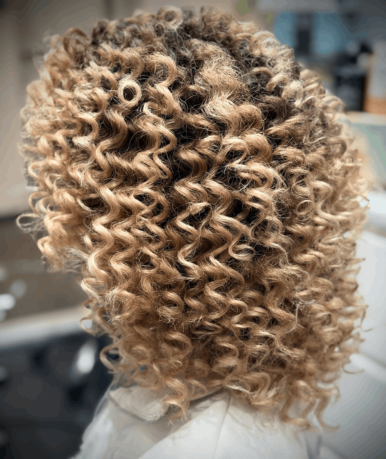Honey blonde waves by Sonias